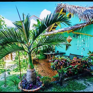 Guest house The Happy Bird