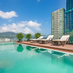 https://dolphin-hotel-and-apartment.dananghotels.net